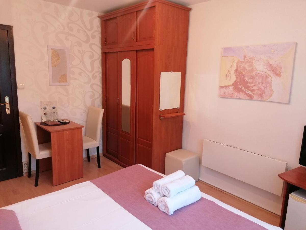 Petkov Family Hotel Blagoevgrad Eksteriør billede