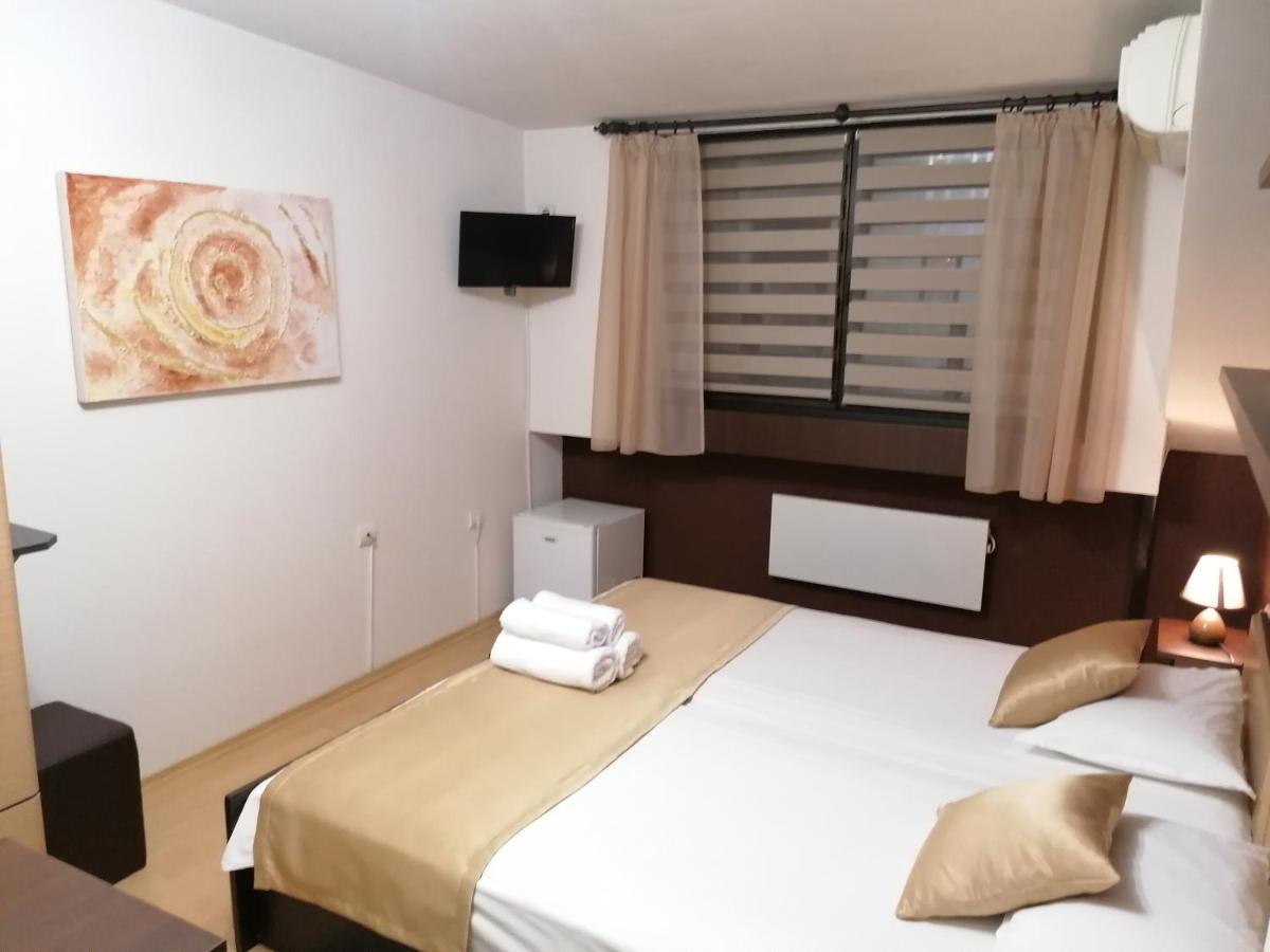 Petkov Family Hotel Blagoevgrad Eksteriør billede